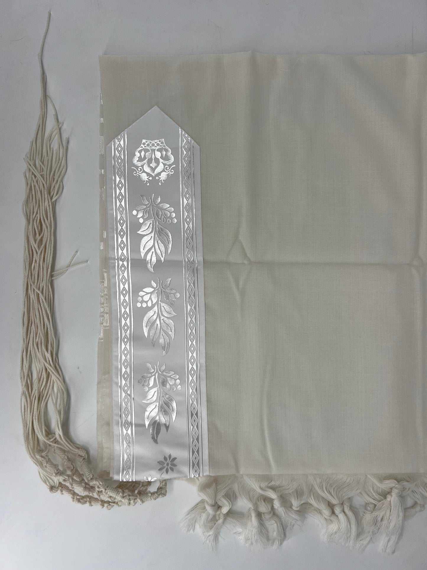 Mishkan HaTekhelet Wool Tallit–Sephardi Style–Hand-Spun Thick Strings – 100% Wool