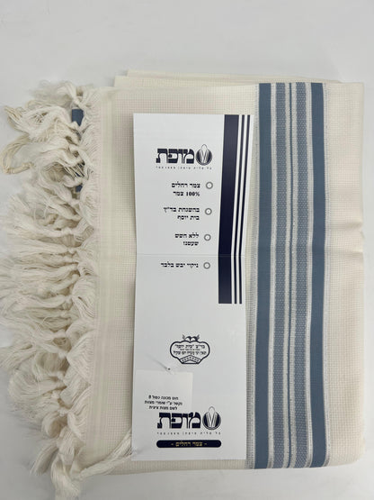 Mofet Wool Tallit Lamenatzeach