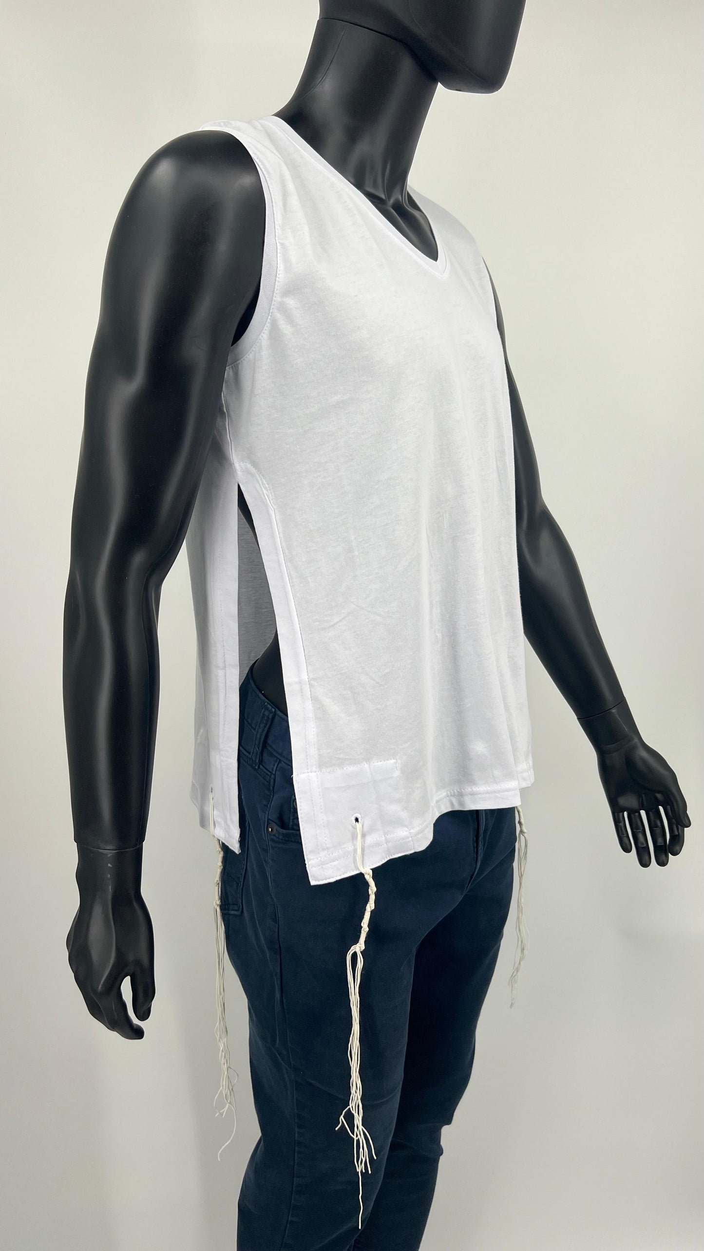 Pack of T-Shirt Tzitzit Chabad - Meyuchad Machine Thin Tzitzis Tallit Katan For Men for Kids